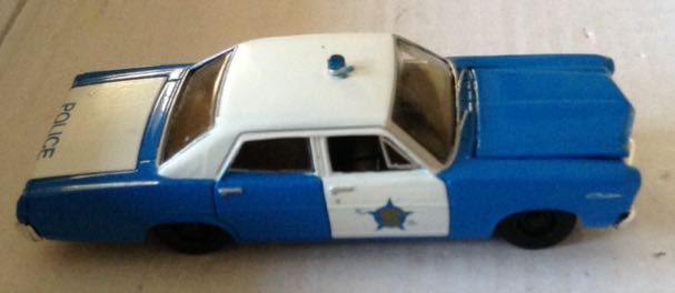 Ford Custom Galaxy Patrulla Azul  - Greenlight toy car collectible - Main Image 2