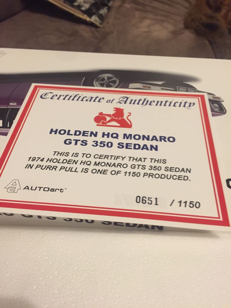 Autoart - Road Car toy car collectible - Main Image 2