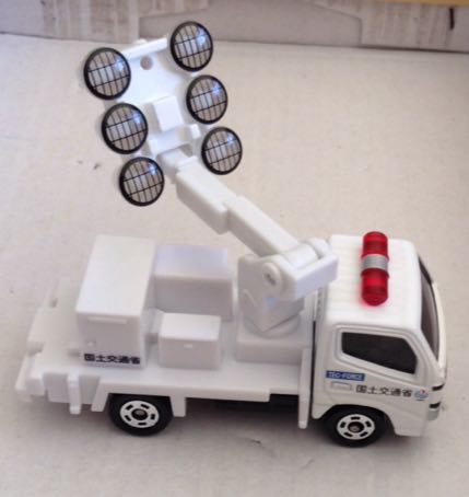 Toyota Dyna Mlit Lighting Vehicle 6 - Tomica toy car collectible - Main Image 2