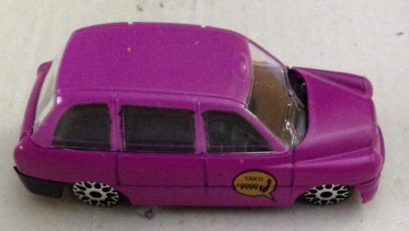 Taxi Austin Azerbaijan Morado - Gashaball toy car collectible - Main Image 2