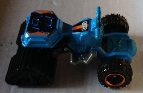 Moto Tracker - Machtbox toy car collectible - Main Image 2