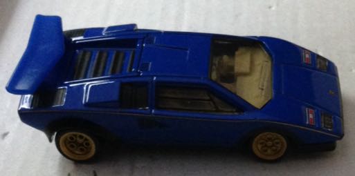 Lamborghini Countach Azul - Tomica toy car collectible - Main Image 2