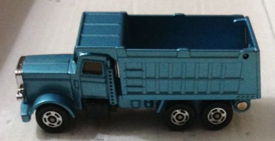 American Truck Camion De Volteo Azul Metalico - Tomica toy car collectible - Main Image 2