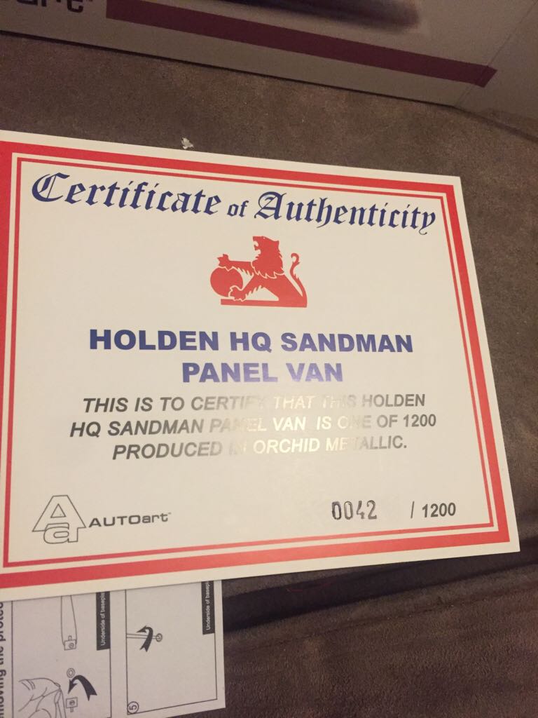 Autoart - Road Car toy car collectible - Main Image 2