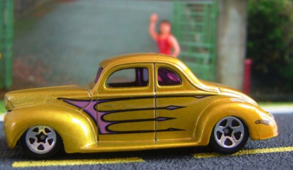 ’40 Ford Coupe - Captain America toy car collectible - Main Image 2