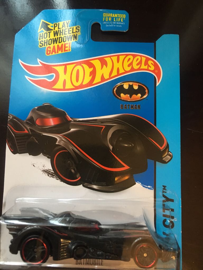 Batmoblie - ’15 HW City toy car collectible - Main Image 1