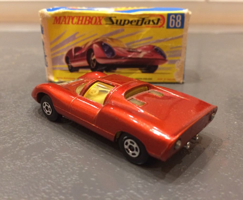 Porsche 910 - Superfast toy car collectible - Main Image 2