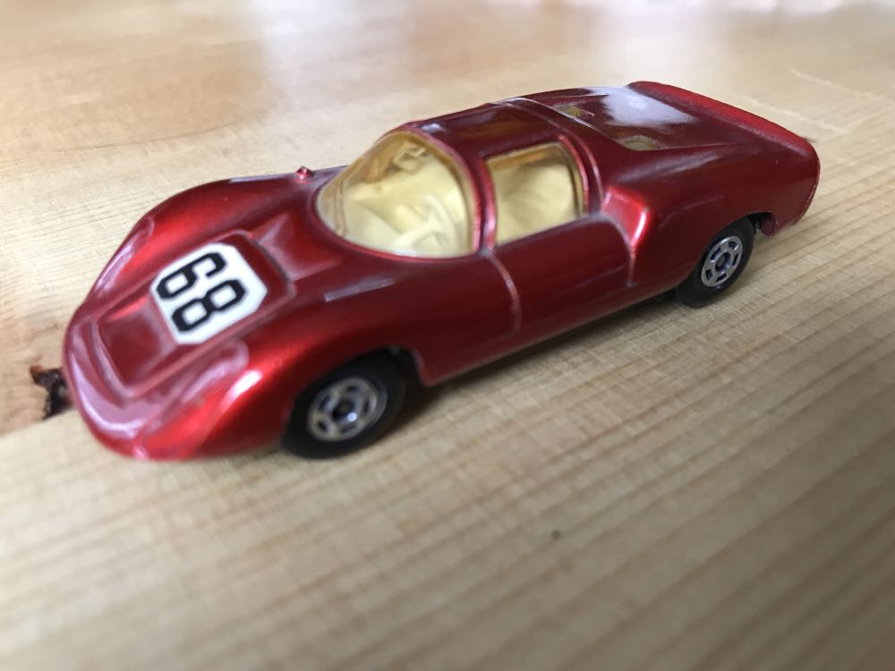 Porsche 910 - Superfast toy car collectible - Main Image 4