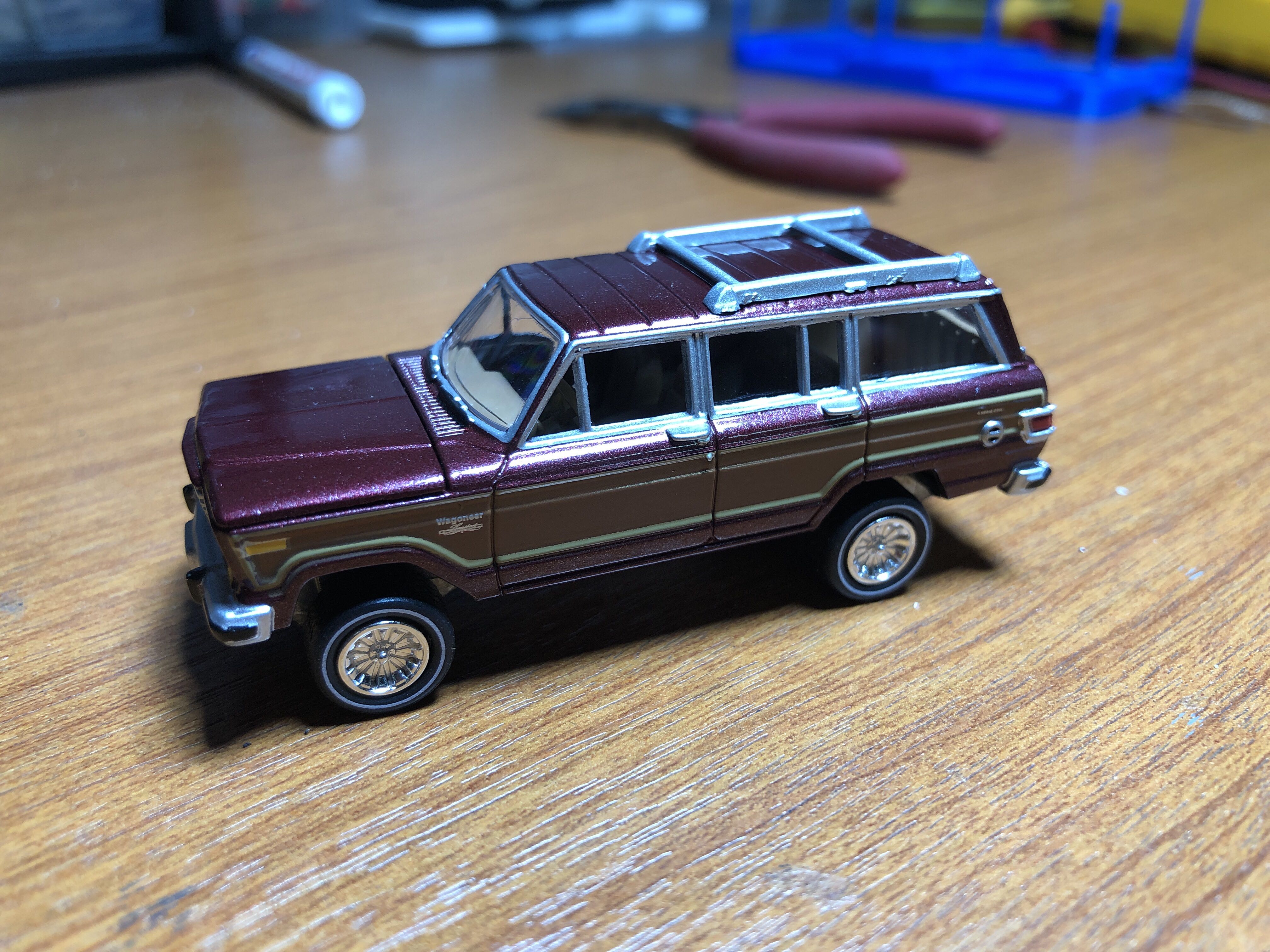 1981 Jeep Wagoneer - Classic Gold Collection toy car collectible - Main Image 3