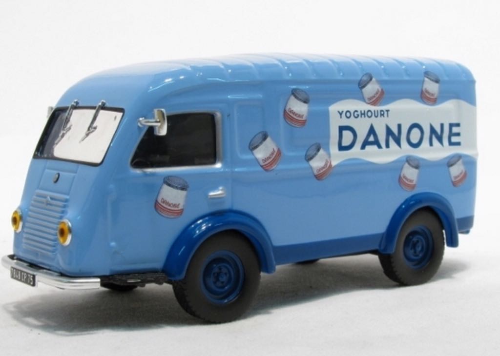 Renault 1000kg Danone  toy car collectible - Main Image 1