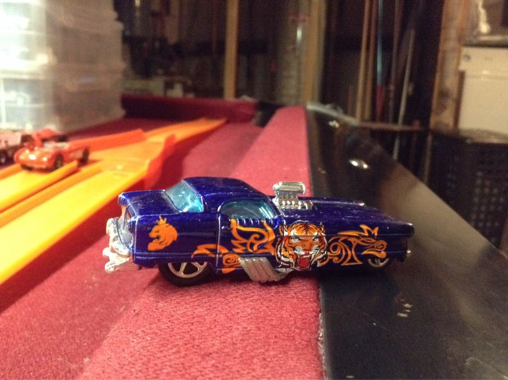 Metrorail 🔵 - Crazed Clowns Series toy car collectible - Main Image 1