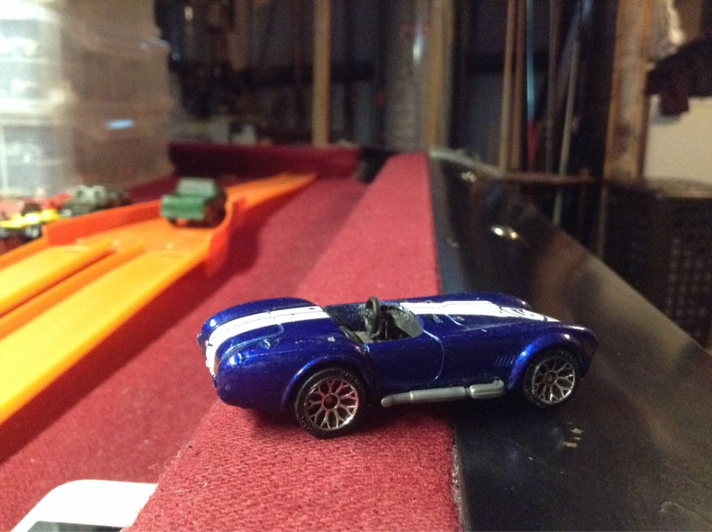 Shelby Cobra 427 S/C  toy car collectible - Main Image 1