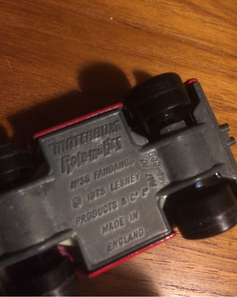 Fandango - Matchbox 1-75 Superfast toy car collectible - Main Image 2