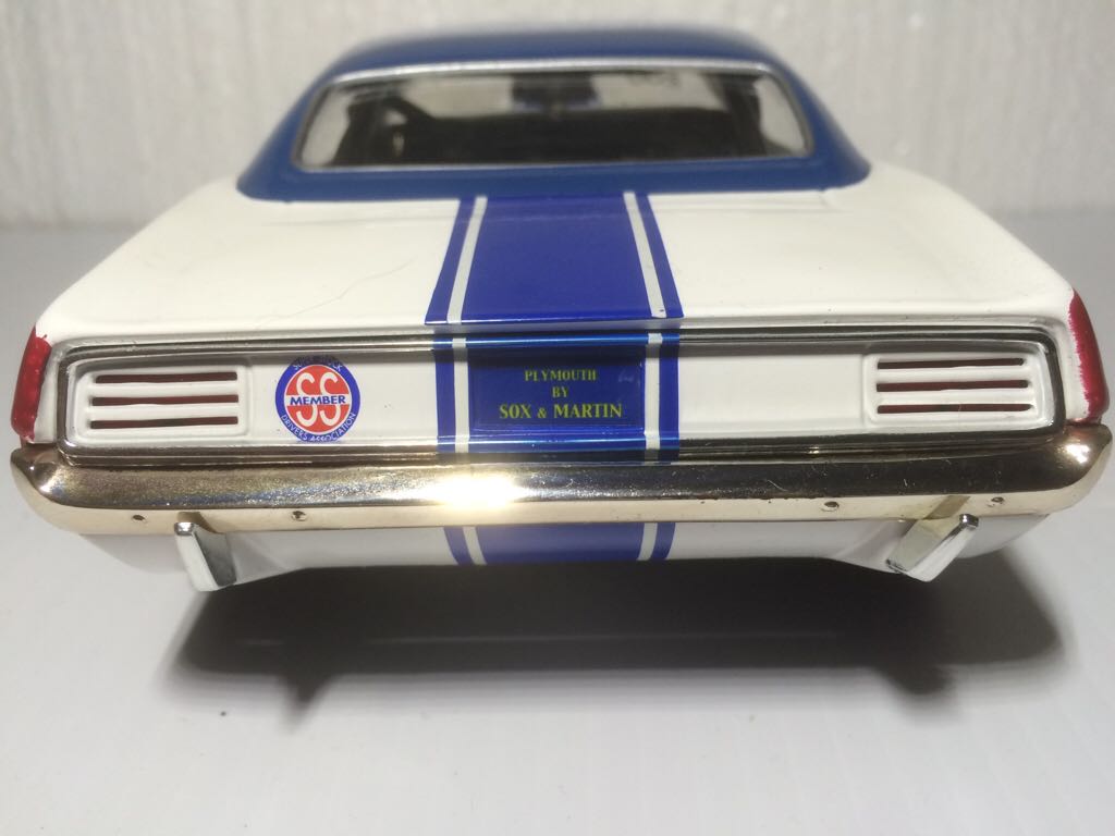 Cuda  toy car collectible - Main Image 2