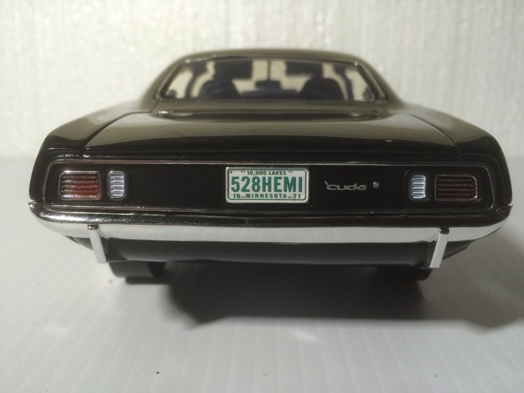Cuda  toy car collectible - Main Image 2