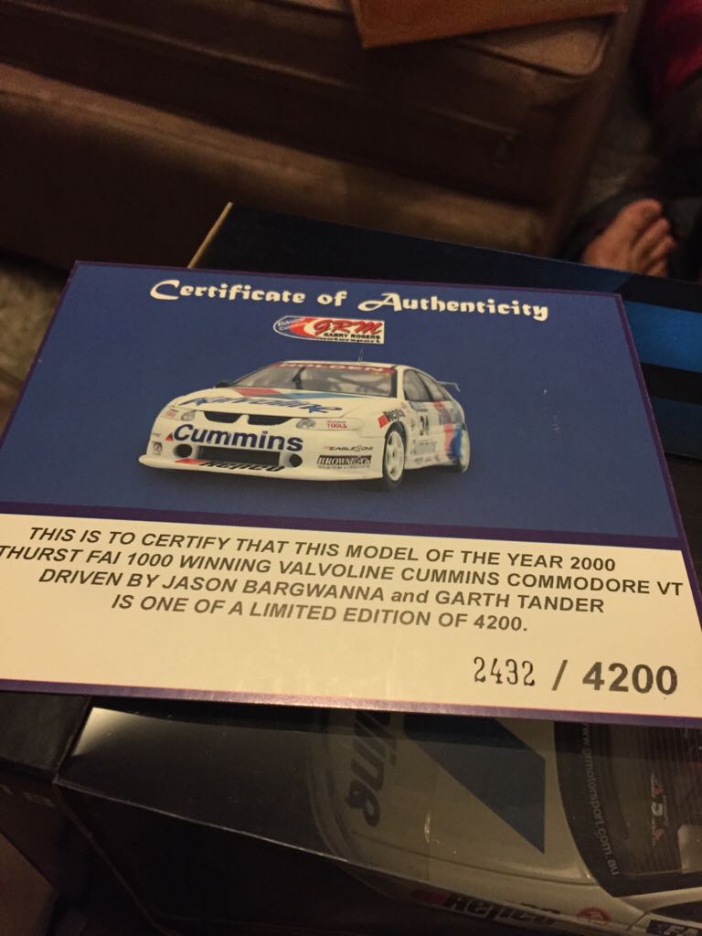 Bathurst Winner 2000 - V8 Supercars toy car collectible - Main Image 2