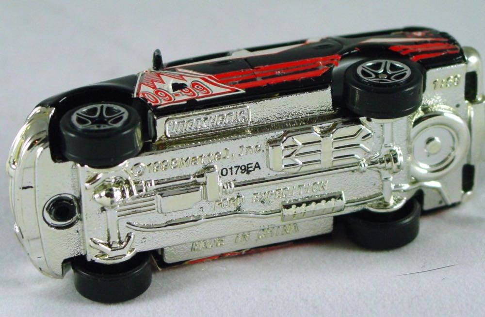 *Ford Expedition 09-99 Black - Mount Discovery 5 Pack Gift Set toy car collectible - Main Image 2