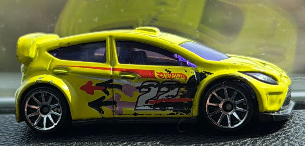 Ford Fiesta ‘12 - 2012 Daredevil Racers 5-Pack. toy car collectible - Main Image 2