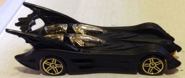Batimobile Doble Cabina Dorado - Hot Wheels toy car collectible - Main Image 2
