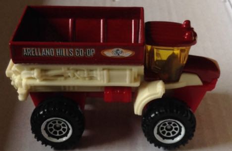 Sowing Machine Roja Desgranadora - Machtbox toy car collectible - Main Image 2