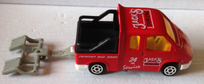 Grua Ford Transit Roja - Majorette toy car collectible - Main Image 2