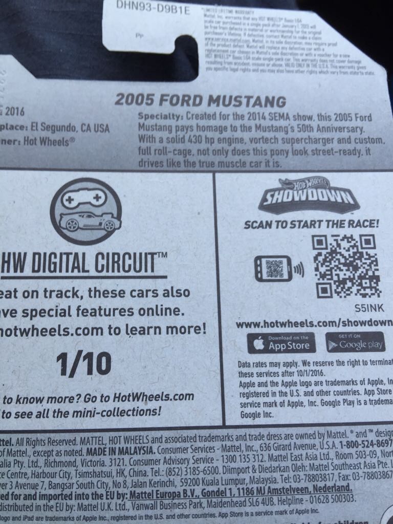 2005 Ford Mustang - 2016 Digital Circuit toy car collectible - Main Image 2