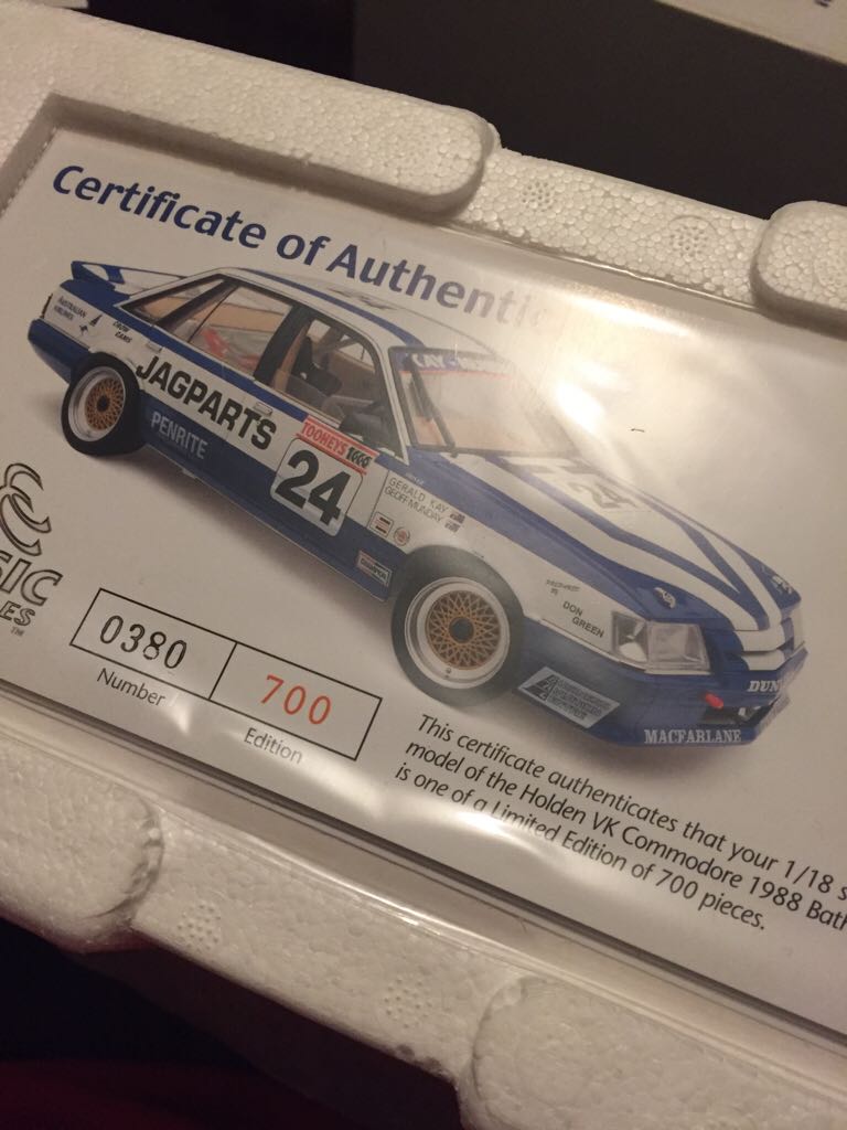 Classic Carlectables - Touring Car toy car collectible - Main Image 2