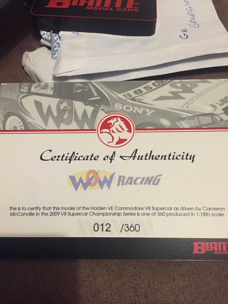 Biante - V8 Supercars toy car collectible - Main Image 2