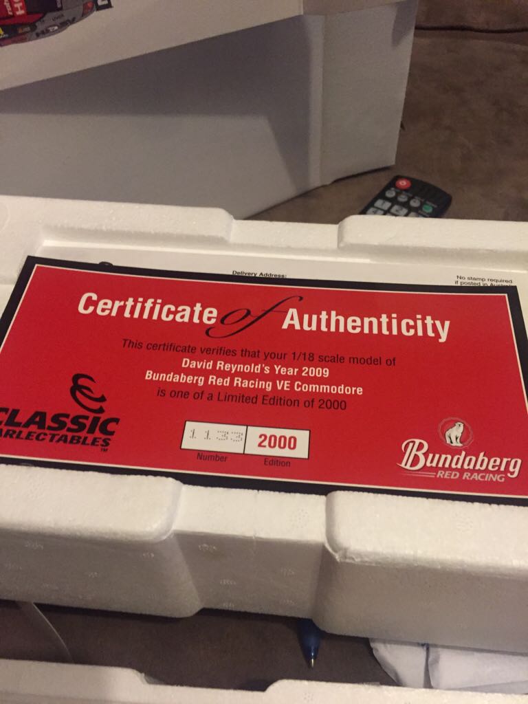 Classic Carlectables - V8 Supercars toy car collectible - Main Image 2