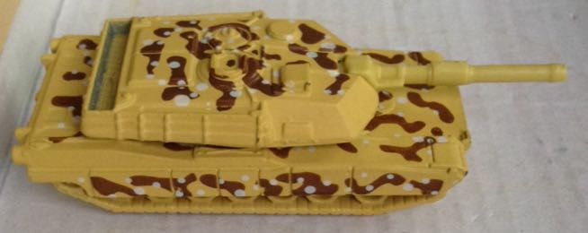 Abrams Main Battle Tank Color Arena Con Camuflage - Machtbox toy car collectible - Main Image 2