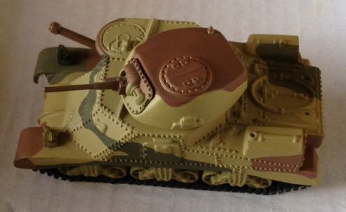 Tanque Con Metralleta Y Cañon Corto Y Camuflage - Johnny Lightning toy car collectible - Main Image 2