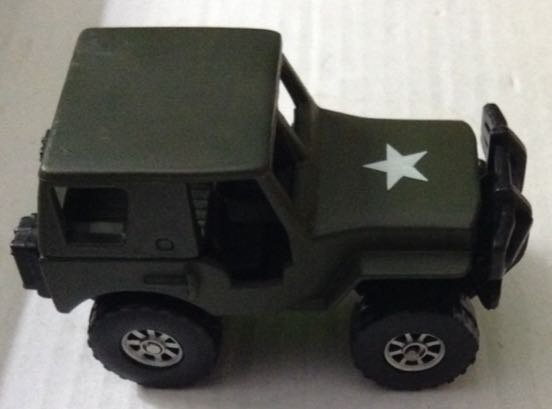 Jeep Ford GP Con Techo - Maisto toy car collectible - Main Image 2
