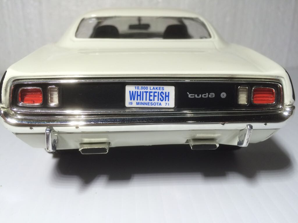 Cuda  toy car collectible - Main Image 2