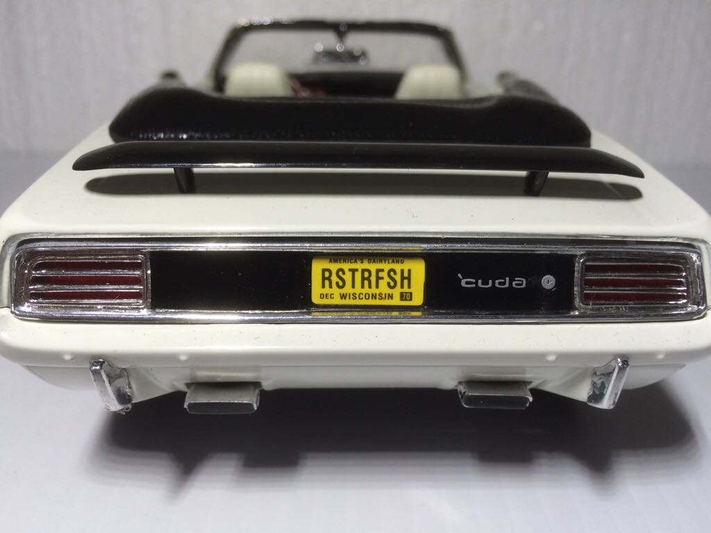Cuda  toy car collectible - Main Image 2