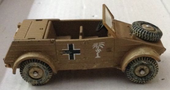 Kuvelwagen Cafe - Corgi toy car collectible - Main Image 2