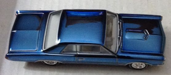 Pontiac 1965 Azul Electrico Metalico Espejo - Johnny Lightning toy car collectible - Main Image 2