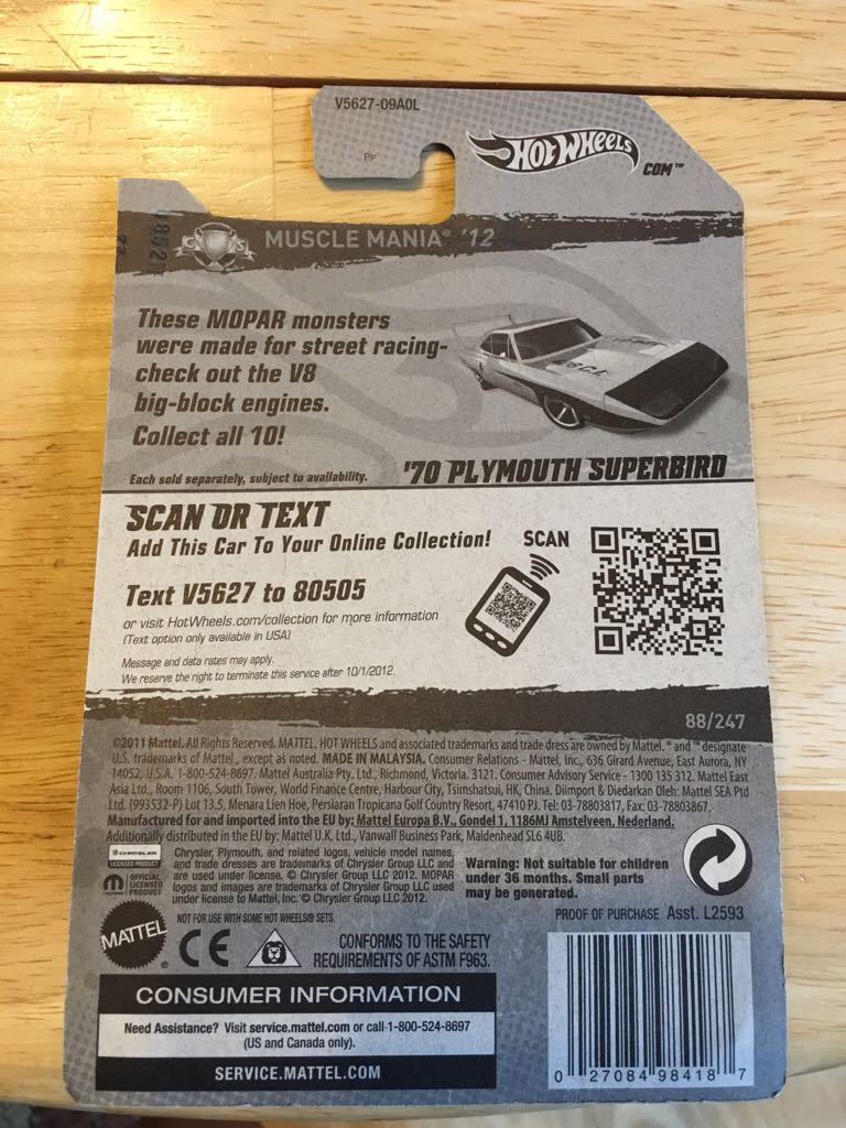 ’70 Plymouth Superbird  - Muscle Mania - Mopar ’12 toy car collectible - Main Image 2