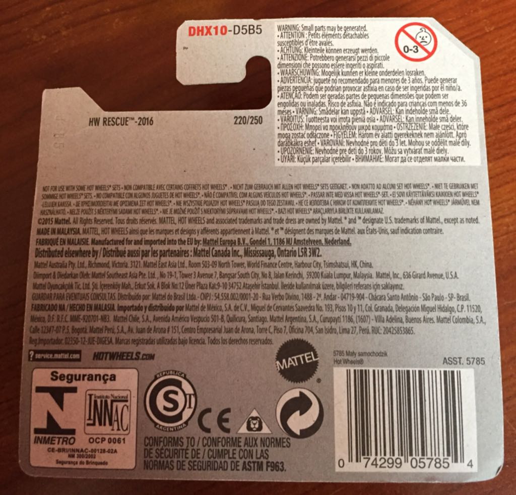 Backdrafter - ’16 HW Rescue toy car collectible - Main Image 2