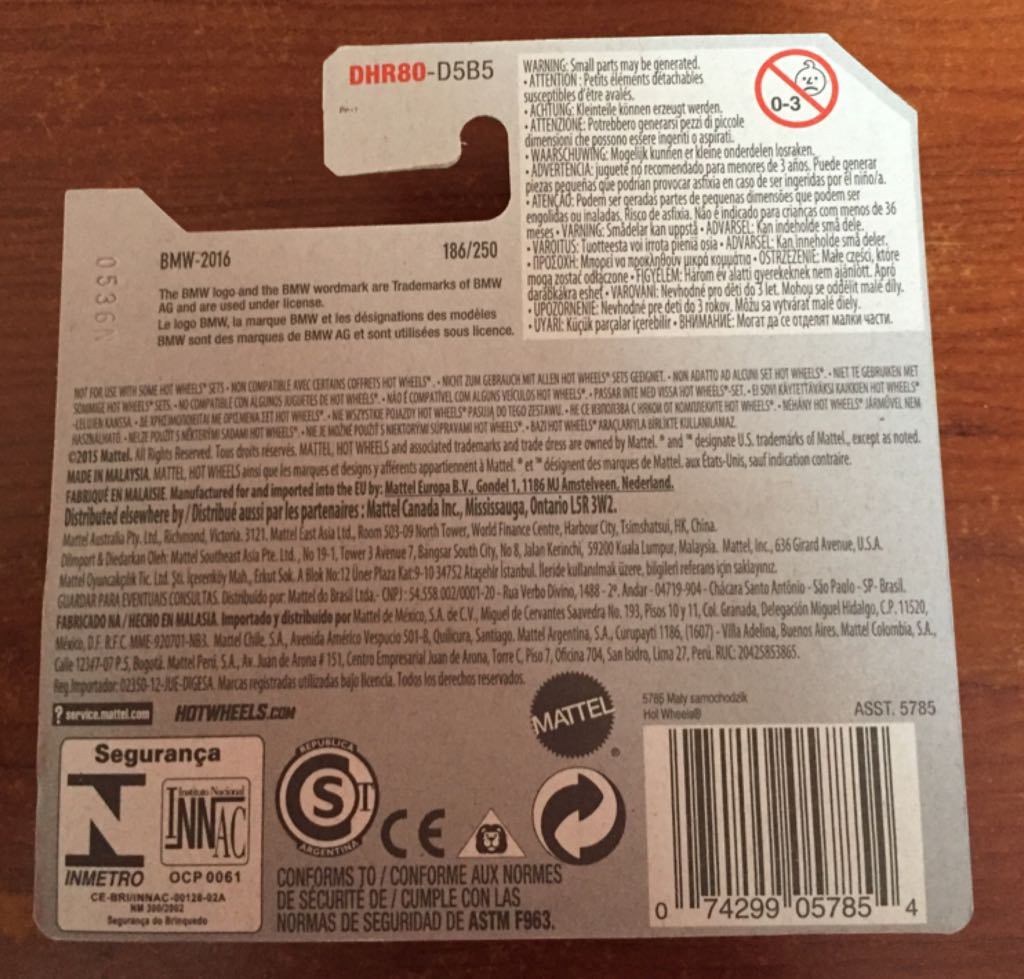 BMW 2002 - HW BMW 100th Anniversary toy car collectible - Main Image 2