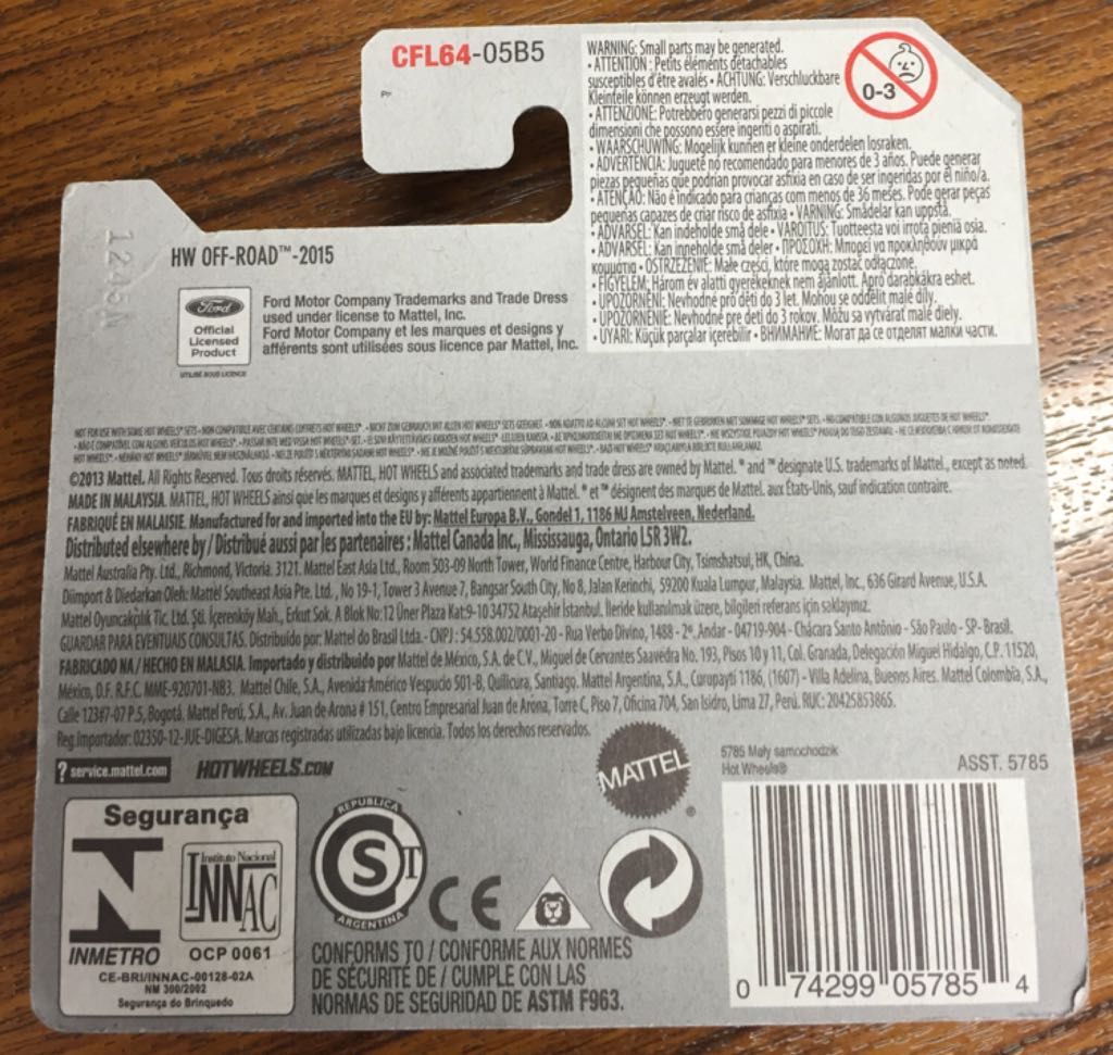 ’12 Ford Fiesta - HW Off-Road toy car collectible - Main Image 2