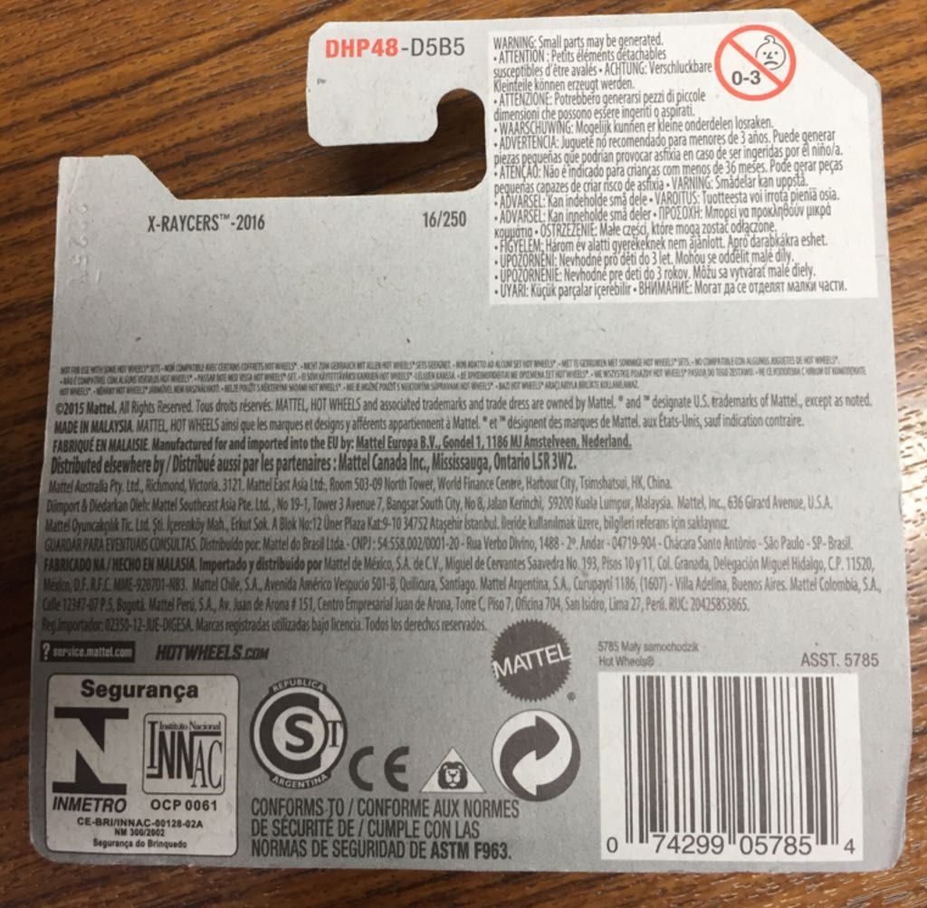 Vandetta - X-RAYCERS toy car collectible - Main Image 2