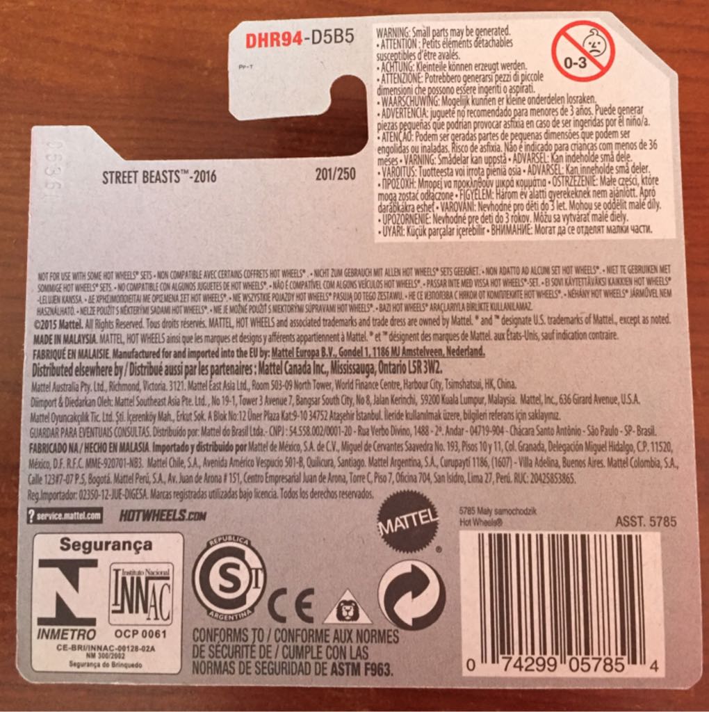 Knight Draggin - Street Beasts toy car collectible - Main Image 2