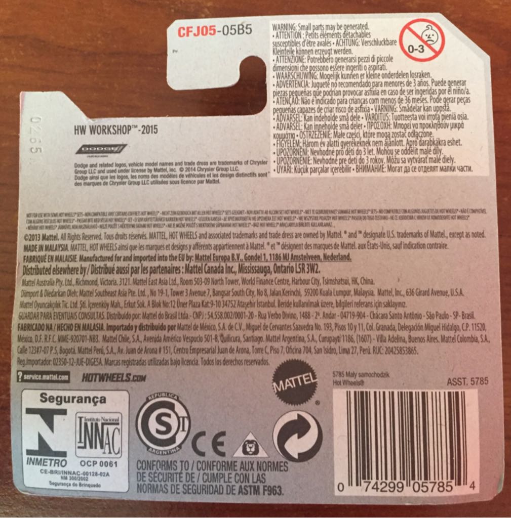 ’71 Dodge Challenger - 2015 - HW Workshop - Muscle Mania toy car collectible - Main Image 2