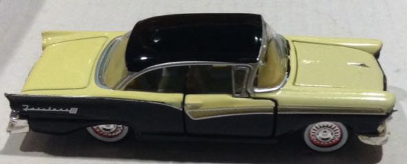 Ford Fairlane Amarillo Y Negro - Castline Inc toy car collectible - Main Image 2