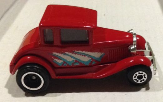 Ford Modelo A Rojo - Machtbox toy car collectible - Main Image 2