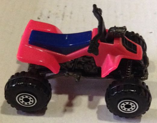 Cuatrimoto Rosa Con Asiento Azul - Hot Wheels toy car collectible - Main Image 2