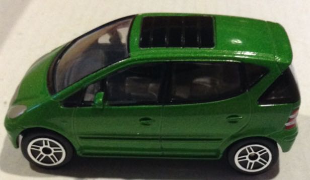 Mercedes Benz A Class Verde - Realtoy toy car collectible - Main Image 2