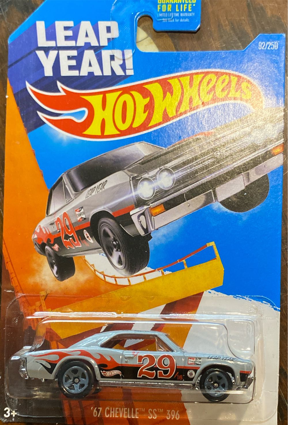 Chevelle SS 396 1967 - HW Flames - 2016 toy car collectible - Main Image 3