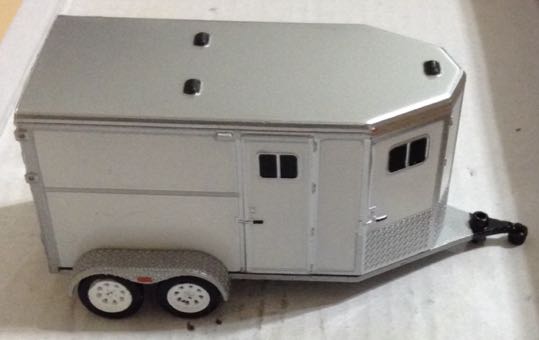 Remolque Para Dos Caballos Blanco - Greenligth toy car collectible - Main Image 2