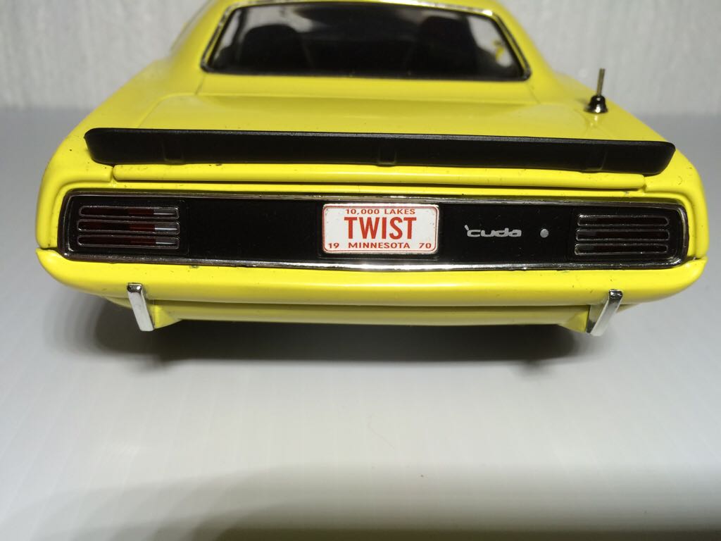 Cuda  toy car collectible - Main Image 2
